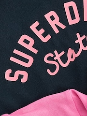 متعدد الألوان - حزمة من 3 تيشرتات من Superdry - صورة 9 من 9