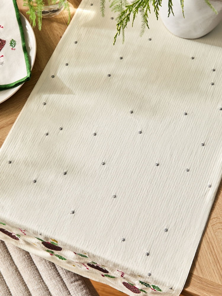 Natural Christmas Pudding 100% Cotton Kitchen Table Runner - Image 2 of 4