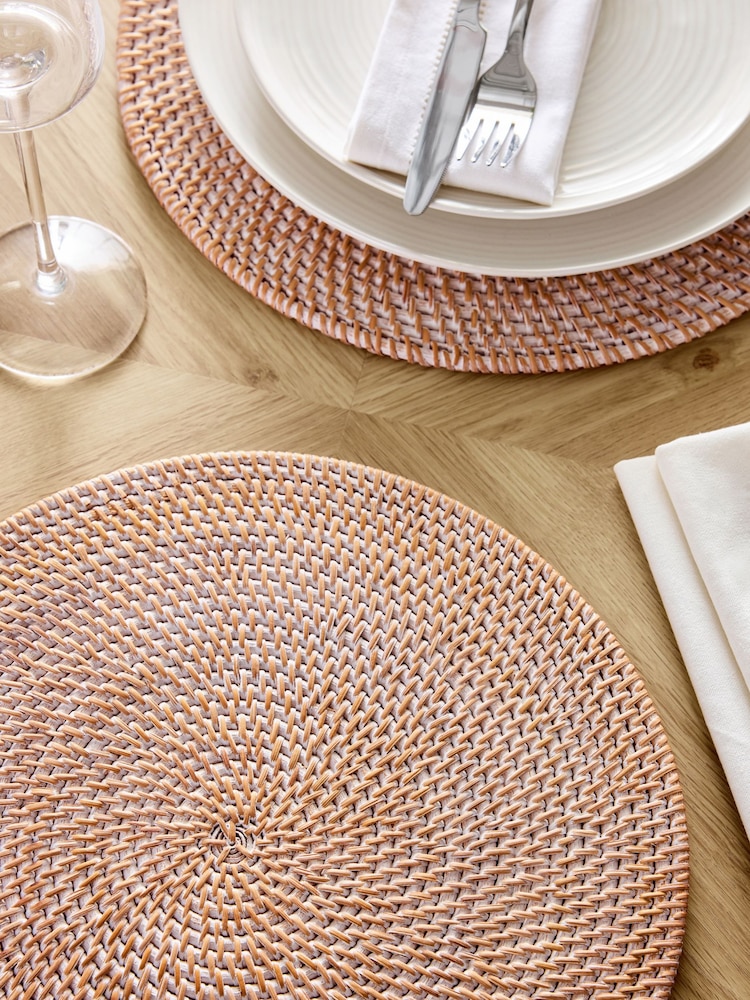 Set of 2 Natural Rattan Weave Placemats - Image 2 of 3