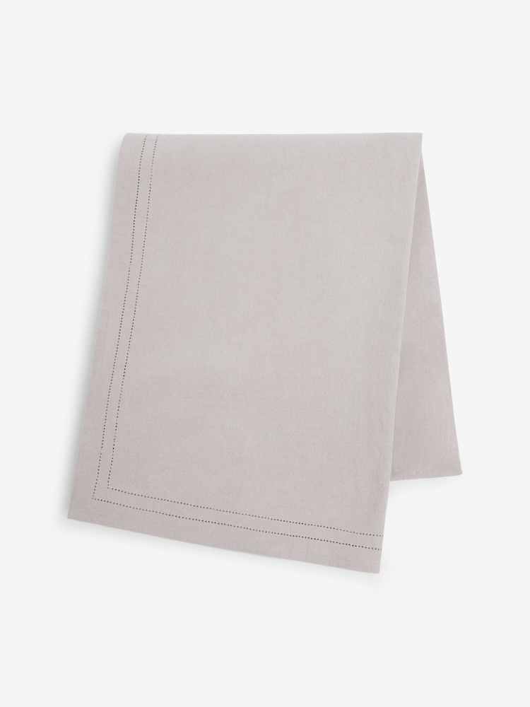Grey Linen Look 100% Cotton Table Cloth - Image 4 of 4