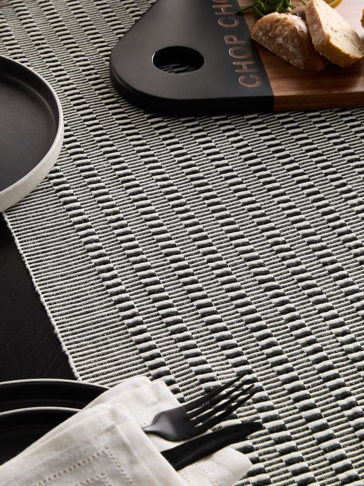 Black/White Bronx 100% Cotton Kitchen Table Runner - Image 4 of 4