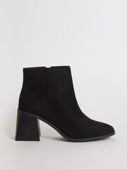 Simply Be Black Classic Heeled Ankle Boots in Extra Wide Fit - Image 1 of 4
