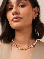 Gold Tone Chain Link Choker Necklace - Image 2 of 4