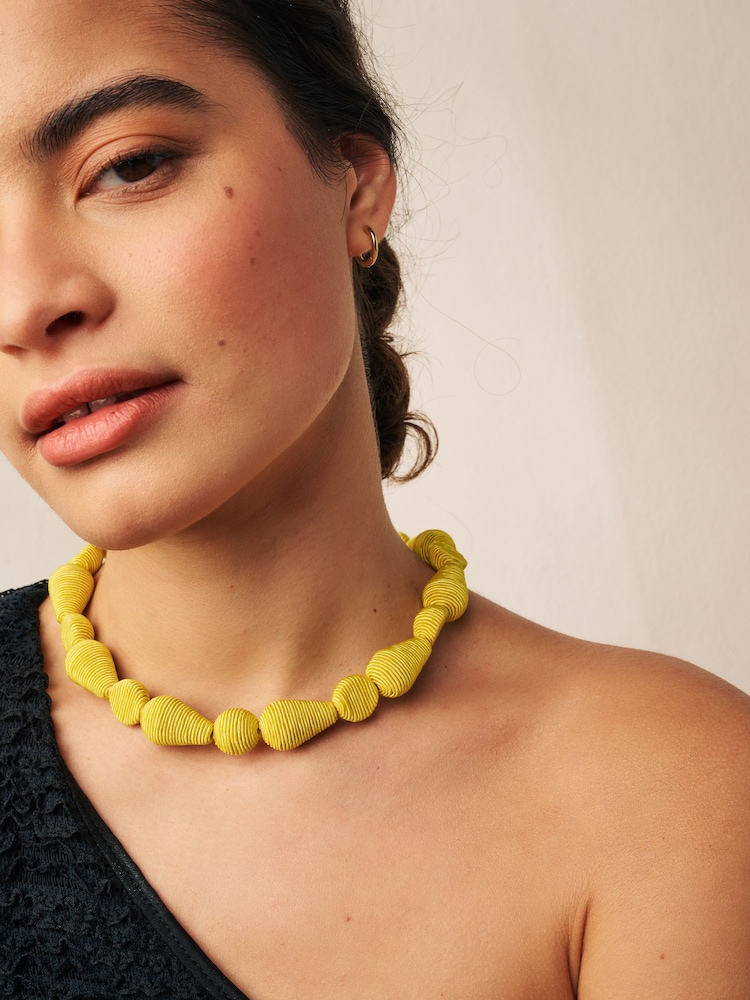 أخضر ليموني - Wrap Bead Necklace - صورة 1 من 5 أخضر ليموني - Wrap Bead Necklace - صورة 1 من 5