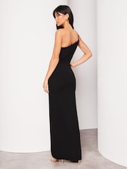 Lipsy Black/White One Shoulder Chain Strap Split Detail Maxi Dress - Image 2 of 4