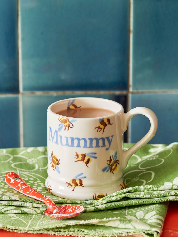 Emma Bridgewater Cream Bumblebee 1/2 Pint Mum Mug - Image 1 of 5