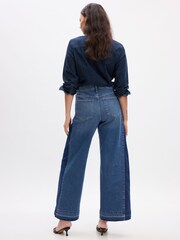 Gap Zweifarbige Jeans mit hohem Bund und weitem Bein - Bild 2 von 6