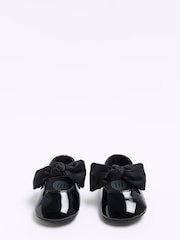 River Island Black Baby Girls Bow Shoes - Image 1 of 4