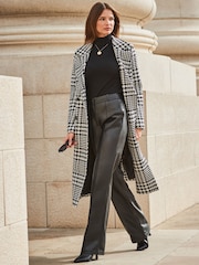 Sosandar Black Slim Wide Leg Faux Leather Trousers - Image 4 of 5