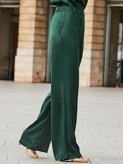Sosandar Green Satin Wide Leg Trousers - Image 4 of 5