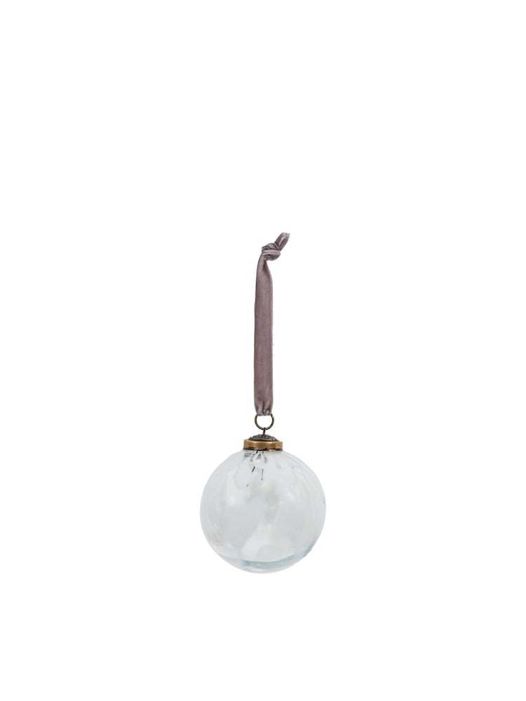Gallery Home White Christmas Cransford Baubles (Set of 6) 80x80x80mm - Image 3 of 3