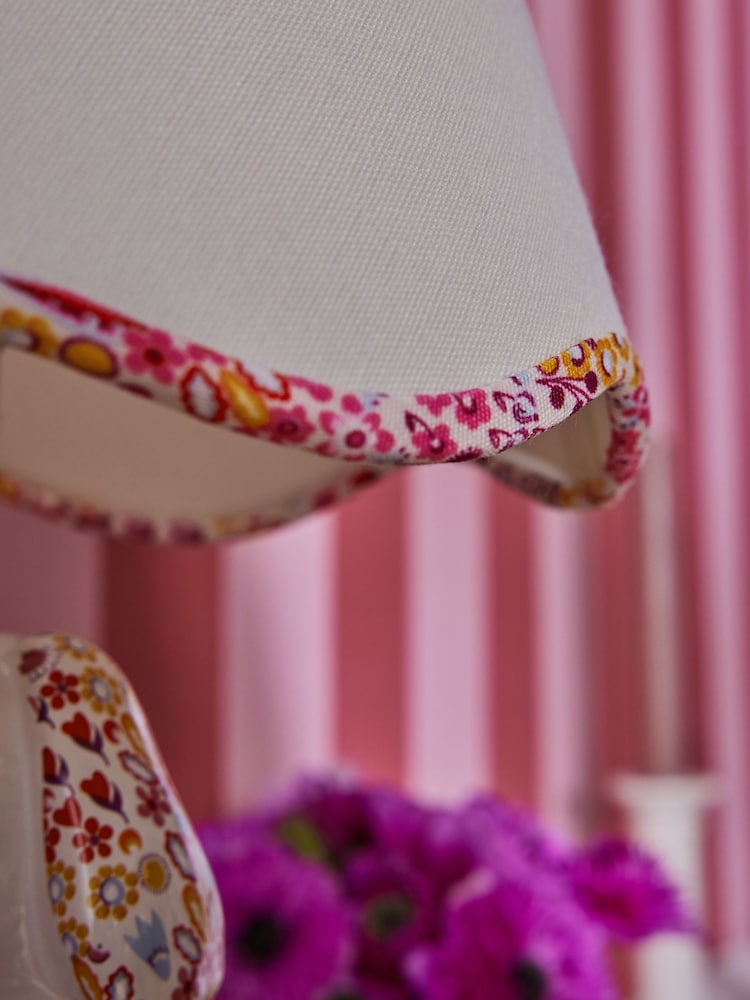 Cath Kidston Cream Ditsy Dog Table Lamp - Image 6 of 6 Cath Kidston Cream Ditsy Dog Table Lamp - Image 6 of 6