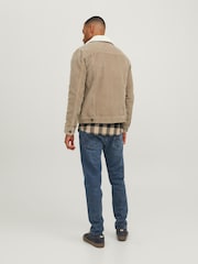Kurtka sztruksowa JACK & JONES typu trucker ze sztucznym kożuszkiem - Image 2 of 6