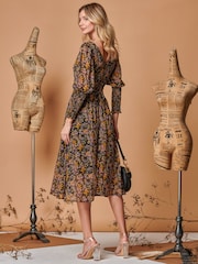 Schwarz - Jolie Moi Chiffon-Midikleid mit gesmokten Bündchen​​​​​​​ - Bild 2 von 6