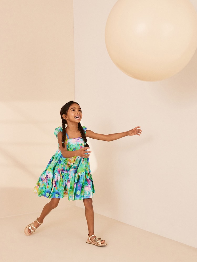 Floraler heller Druck - Bedrucktes, gestuftes Kleid aus 100 % Baumwolle (3–16 Jahre) - Bild 2 von 7 Floraler heller Druck - Bedrucktes, gestuftes Kleid aus 100 % Baumwolle (3–16 Jahre) - Bild 2 von 7