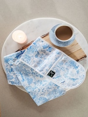 Avalon Home Blue Toile du Jouy Oven Glove - Image 1 of 4