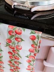 Avalon Home Red Vine Tomato Tea Towel - Image 5 of 6