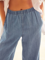 Mittelblau - Capri-Jeans mit weitem Bein und elastischem Bund - Bild 2 von 7