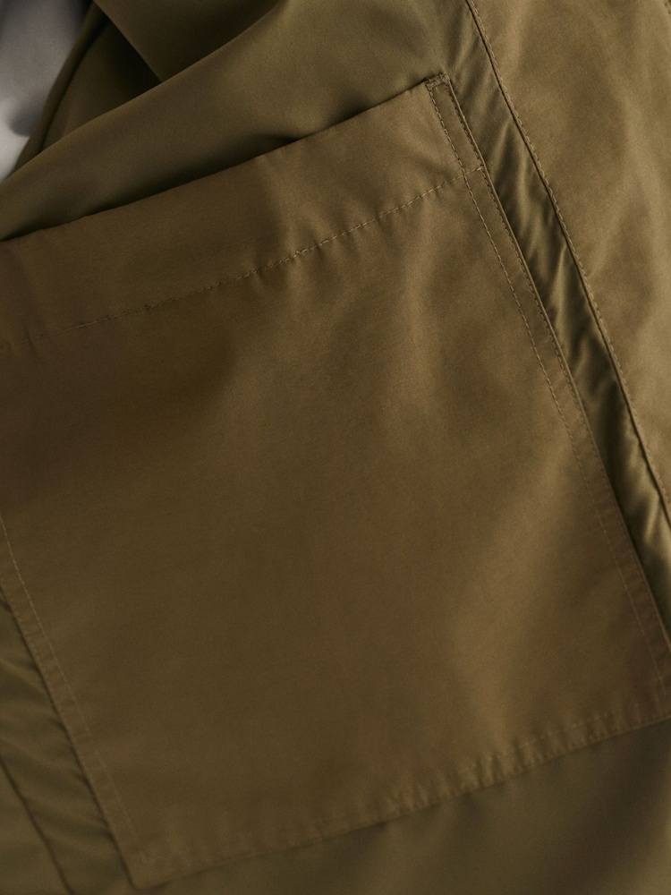 GANT Green Lightweight Water Repellent Mist Jacket - Image 12 of 12