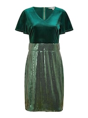 Yumi Green Velvet And Sequin Fitted Dress - Image 4 of 4