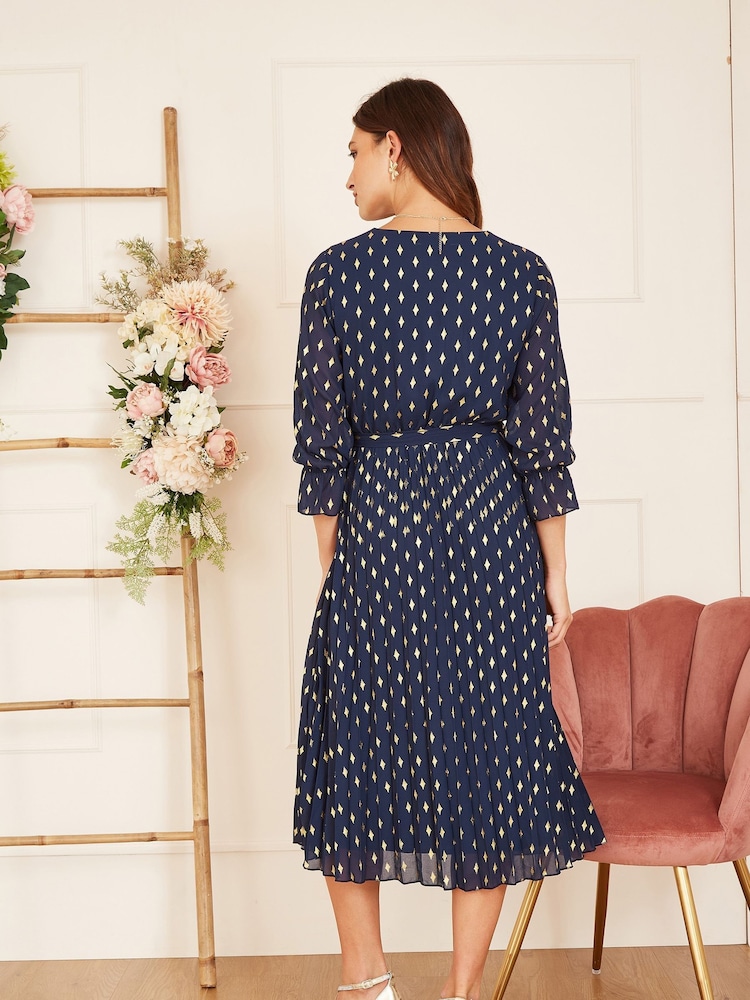 Azul - Vestido cruzado plisado con estampado metalizado a media pierna de Yumi - Imagen 2 de 5 Azul - Vestido cruzado plisado con estampado metalizado a media pierna de Yumi - Imagen 2 de 5