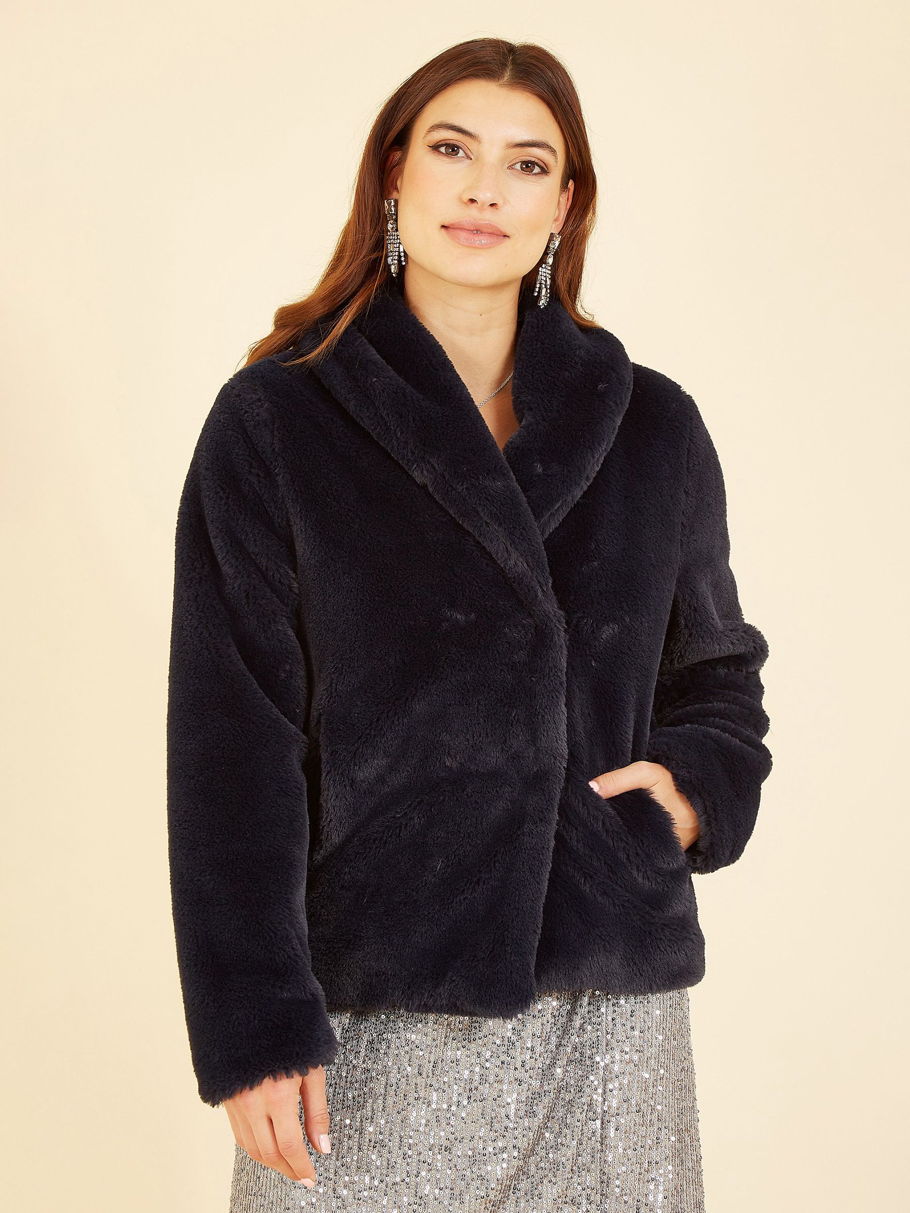 Yumi coats hot sale