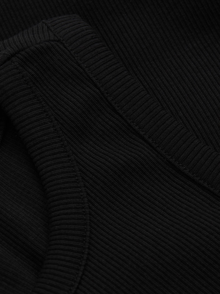 Reiss Black Andi Ribbed Cotton Blend Cropped Vest - Image 6 of 6