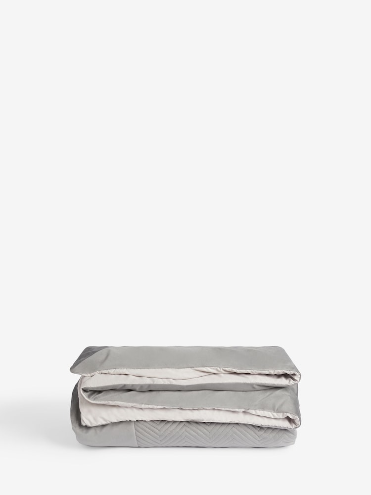 Grey Madison Quilted Bedspread - Image 2 of 2 Grey Madison Quilted Bedspread - Image 2 of 2