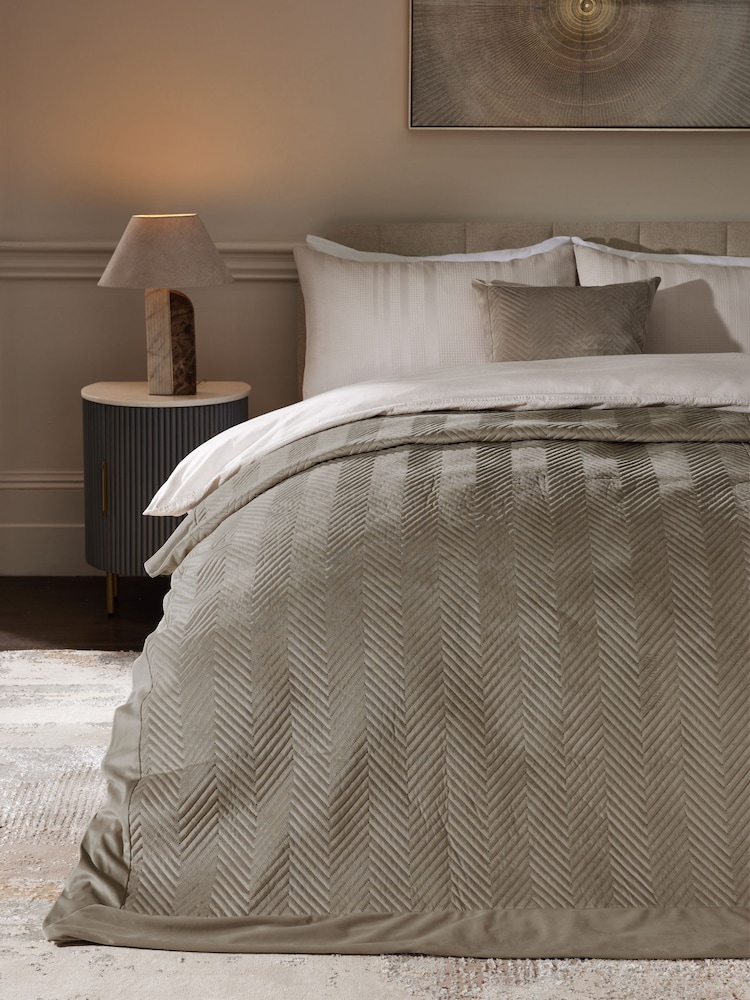 Champagne Gold Madison Quilted Bedspread - Image 1 of 2