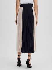 Reiss Navy/Nude Ava Colourblock Pleated Midi Skirt - Image 5 of 6