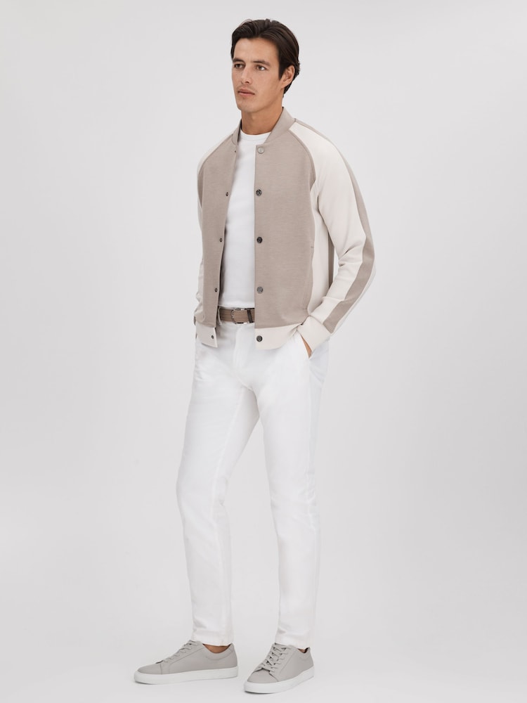 Reiss Light Grey Luca Grained Leather Trainers - Image 2 of 5 Reiss Light Grey Luca Grained Leather Trainers - Image 2 of 5