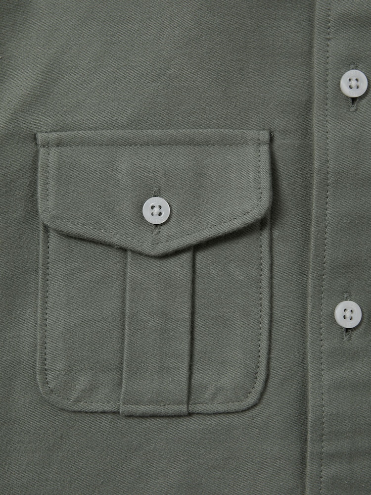 Reiss Pistachio Thomas 3-9 yrs Brushed Cotton Patch Pocket Overshirt - Image 4 of 4