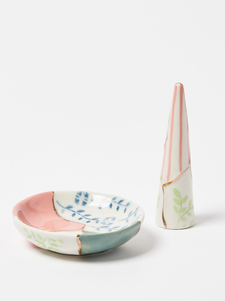 Oliver Bonas Pink Ashbee Ceramic Ring Holder and Trinket Dish - Image 4 of 4
