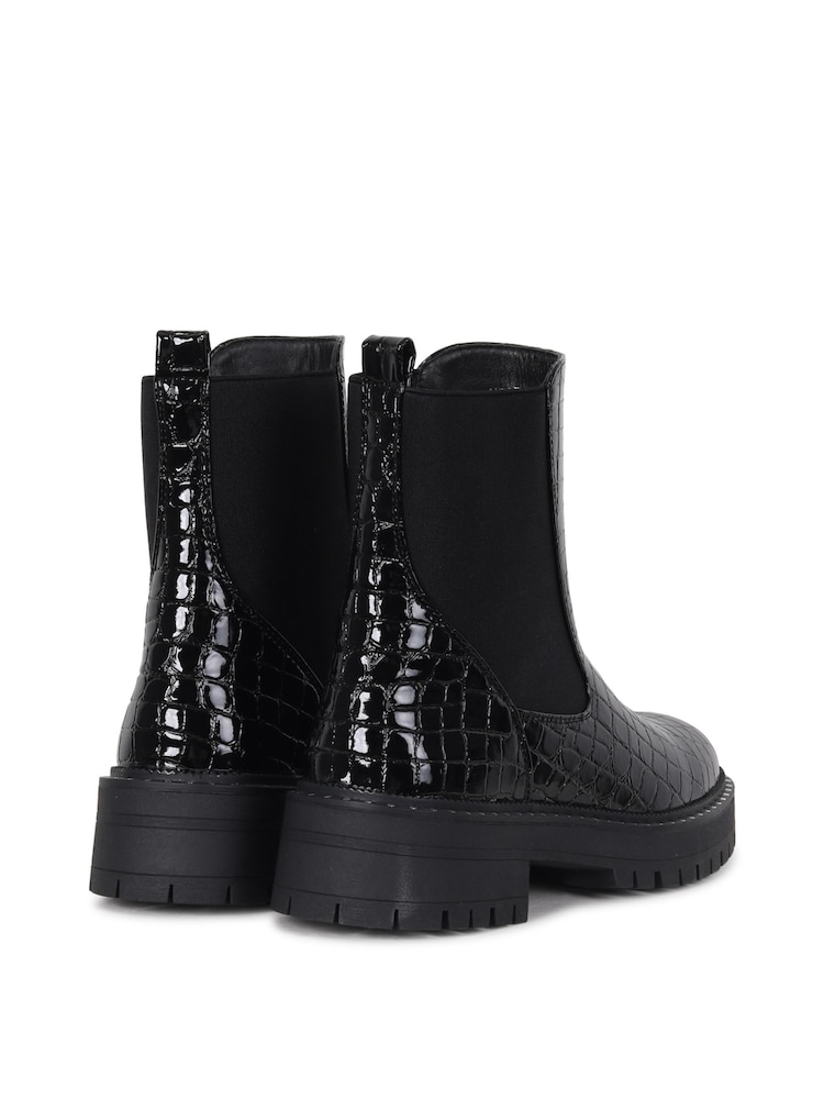 Linzi Black Andrea Soft Stud Detail Sole Chelsea Boots - Image 5 of 5
