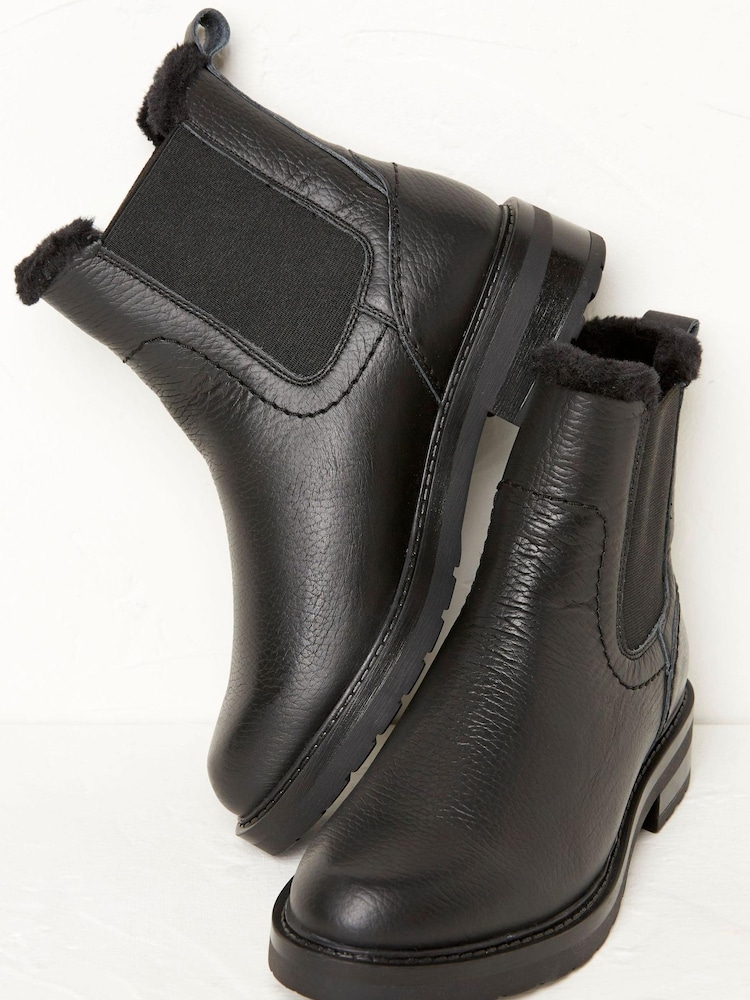 FatFace Black Blake Faux Fur Lined Chelsea Boots - Image 2 of 5