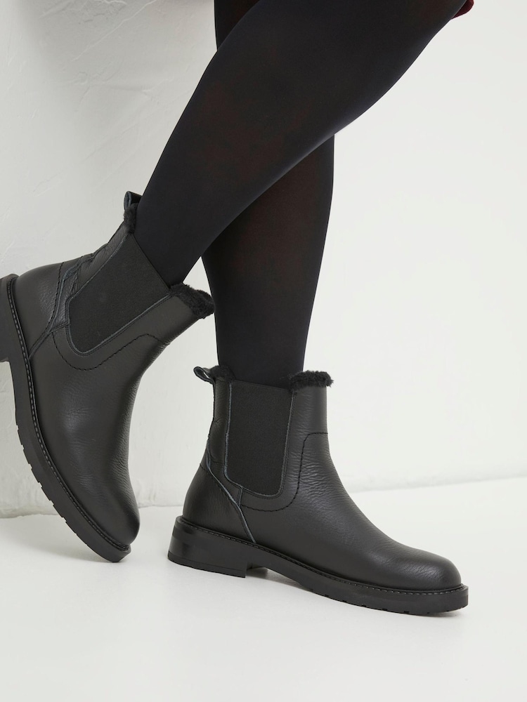 FatFace Black Blake Faux Fur Lined Chelsea Boots - Image 5 of 5