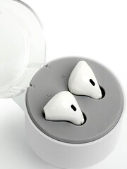 Asobu White Earphone H2 Audio Insulated Water Bottle - Image 2 of 4