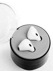 Asobu Black Earphone H2 Audio Insulated Water Bottle - Image 2 of 3