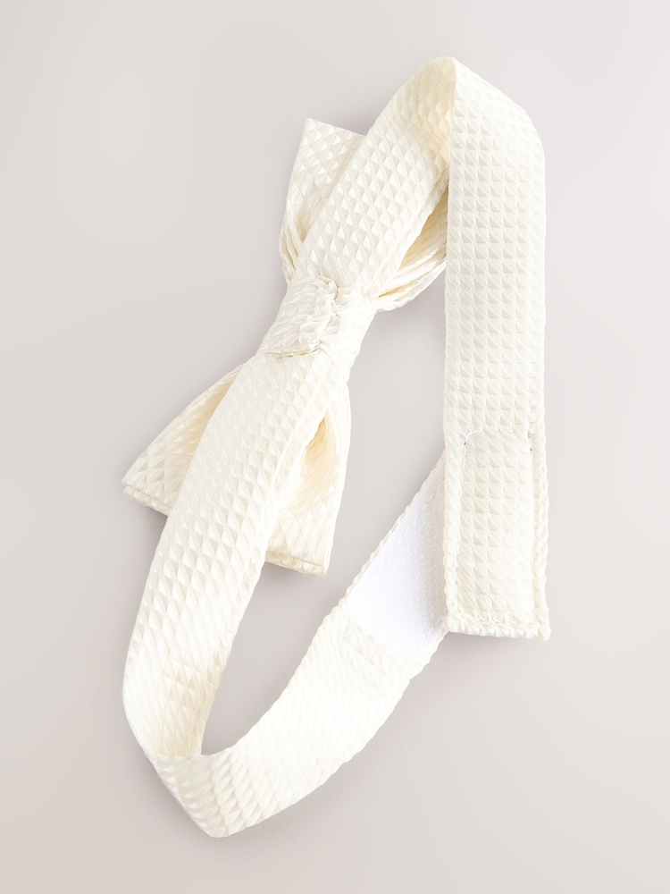 Ecru Textured Bow Tie (1-16yrs) - Image 2 of 2