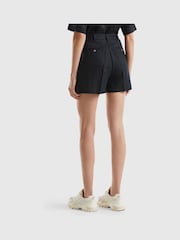 Benetton Linen Shorts - Image 2 of 4