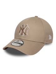 New Era Brown Outline 9Forty New York Yankee Cap - Image 5 of 5