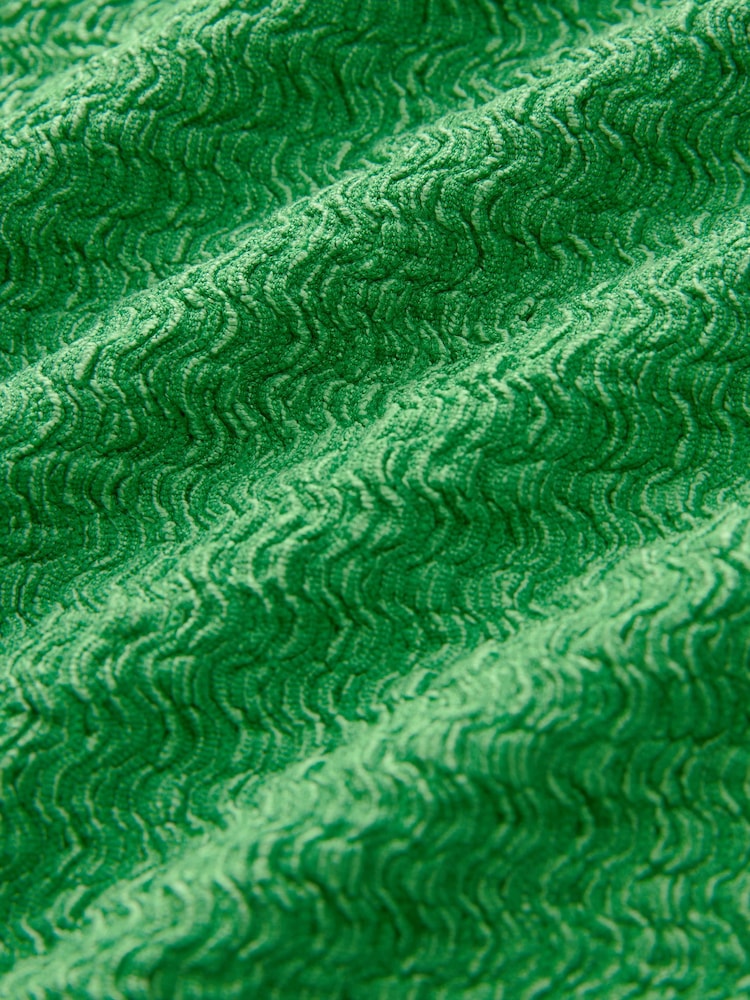 Green Short Sleeve Lettuce Edge Textured Top - Image 6 of 6 Green Short Sleeve Lettuce Edge Textured Top - Image 6 of 6
