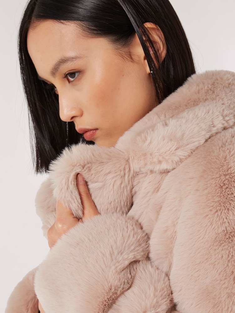 Apricot Natural Short Opulent Faux Fur Coat - Image 5 of 5