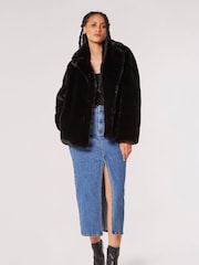 Apricot Black Short Opulent Faux Fur Coat - Image 4 of 5