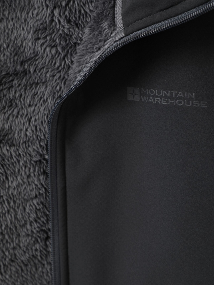 Mountain Warehouse Black Arctic II Mens Softshell Jacket - Image 6 of 6