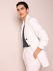 Weiß - Lang geschnittener Blazer mit drei Knöpfen - Bild 3 von 7