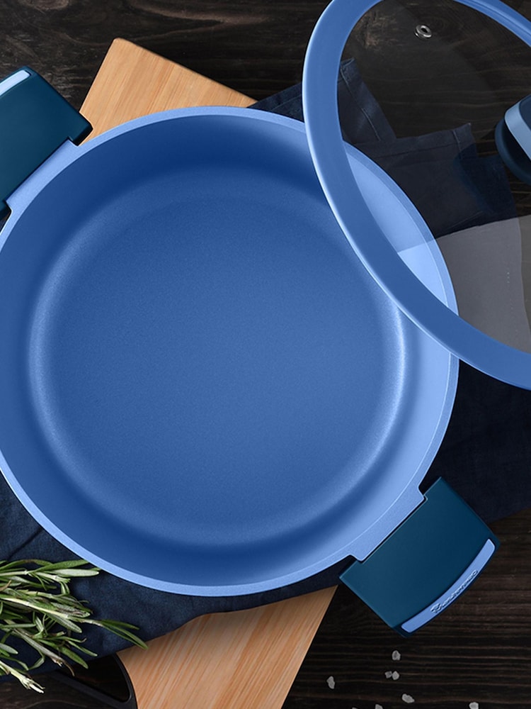 Bergner Blue Gastro Cast Aluminium 7L Casserole with Lid - Image 2 of 4