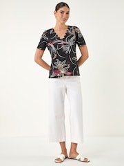 Roman Black Floral Print Scallop Detail Top - Image 2 of 4