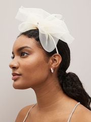 Ivory Wedding Fascinator - Image 1 of 3