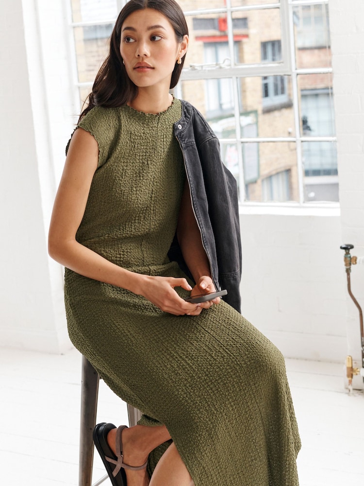 Khaki Green Short Sleeve Textured Column Jersey Dress - Image 1 of 6